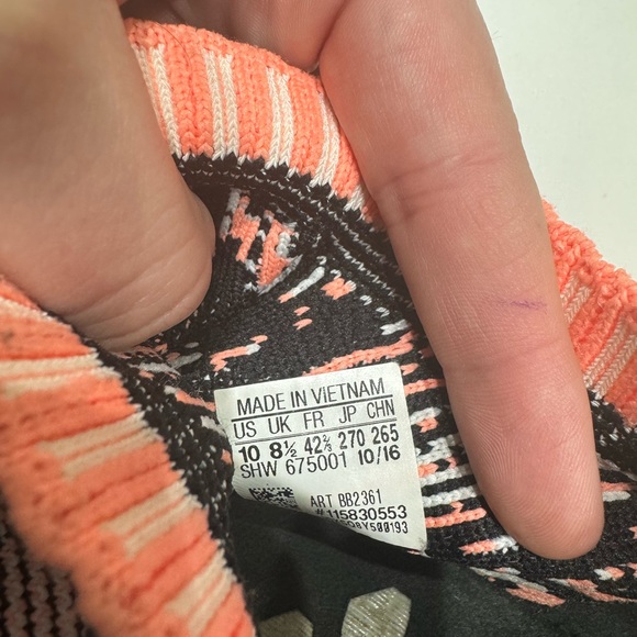 Pink Adidas ultra boosts - Picture 3 of 4